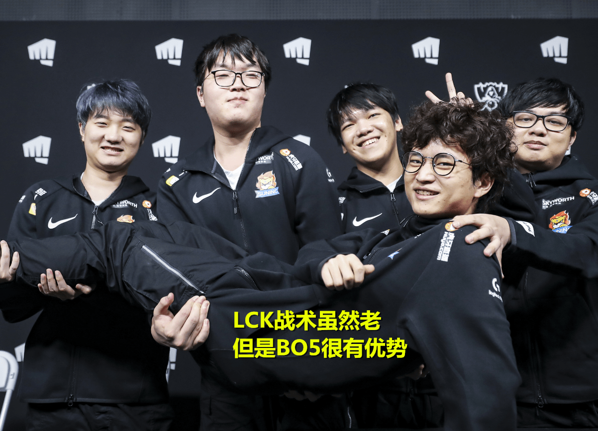 德甲赛程吃紧，法兰克福今夜主帅复盘，球迷炸锅，临场指挥获称赞(德甲所在的法兰克福)