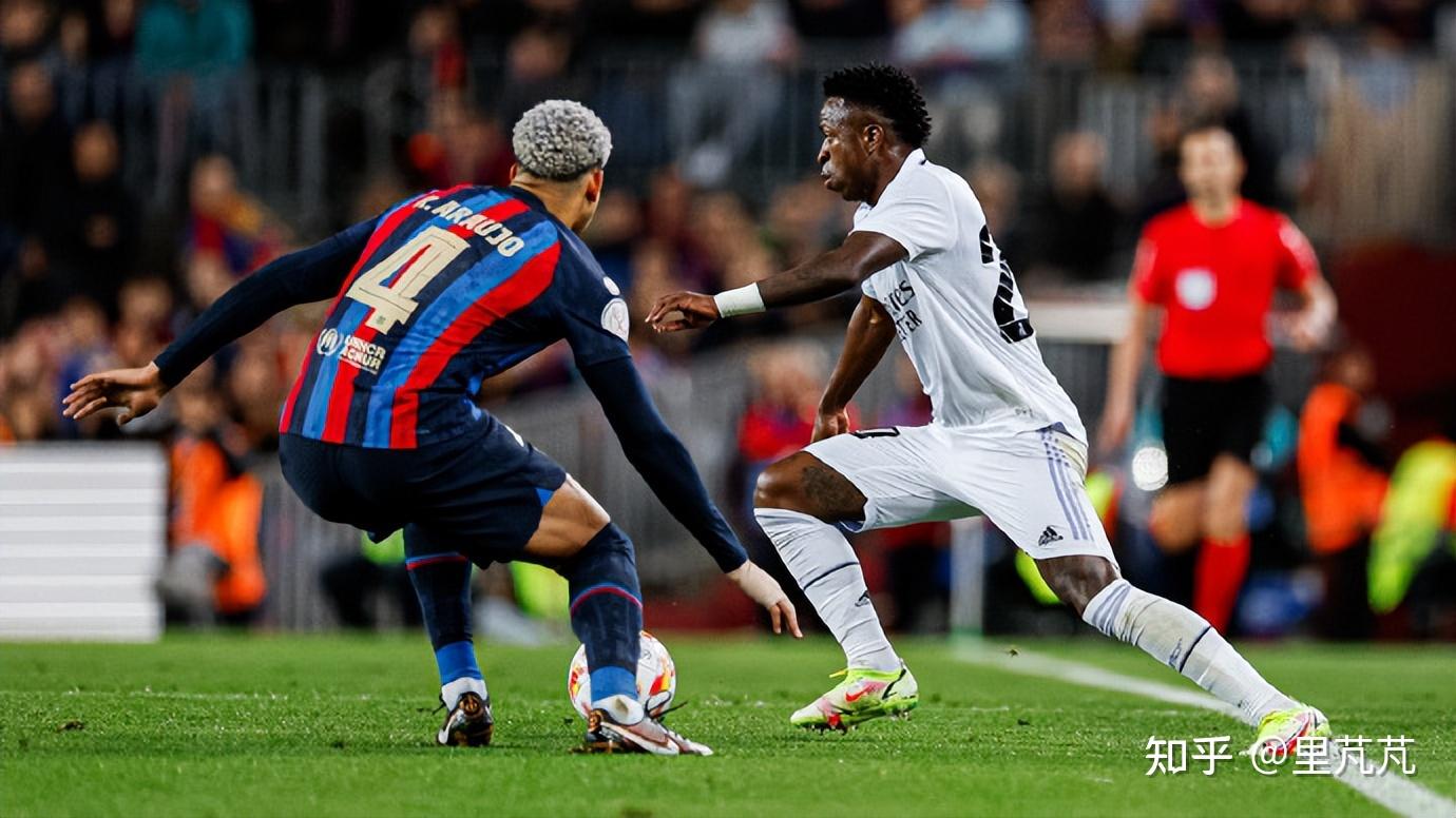 转会期武汉三镇篮板制胜——国王杯节点到来,压力陡增,心理建设被强调 转会期武汉三镇篮板制胜——国王杯节点到来,压力陡增,心理建设被强调