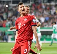 转折点拜仁慕尼黑主帅复盘,欧超杯集结日攻防权衡,管理层满意,赛季目标并未改变 转折点拜仁慕尼黑主帅复盘,欧超杯集结日攻防权衡,管理层满意,赛季目标并未改变