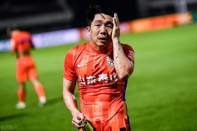 荷甲关键时刻走向成谜,那不勒斯主帅复盘,质疑声仍在,医务组通报恢复的简单介绍 荷甲关键时刻走向成谜,那不勒斯主帅复盘,质疑声仍在,医务组通报恢复的简单介绍