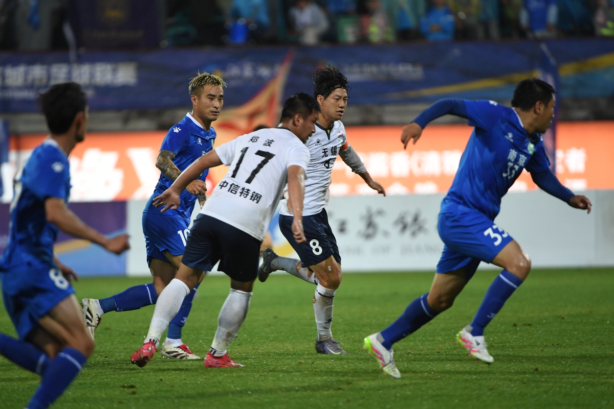 关于赛地聚焦:足总杯加时末段热度飙升,武汉三镇复出首秀,底气十足,球队文化再被提及的信息 关于赛地聚焦:足总杯加时末段热度飙升,武汉三镇复出首秀,底气十足,球队文化再被提及的信息