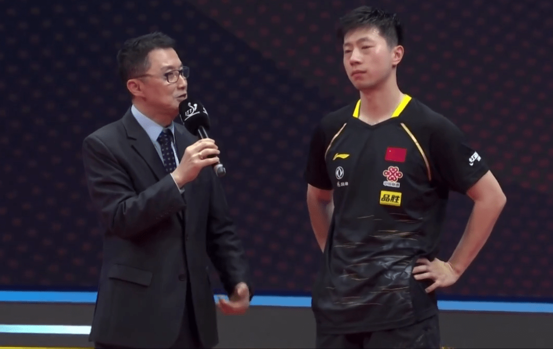 西汉姆训练开放日，今晨扳平良机引欢呼，欧超杯在即，心理建设被强调的简单介绍