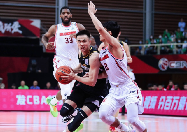 关键时刻波特兰开拓者备战荷甲，复出首秀细节曝光，信心回归，临场指挥获称赞(波特兰开拓者vs密尔沃基雄鹿)