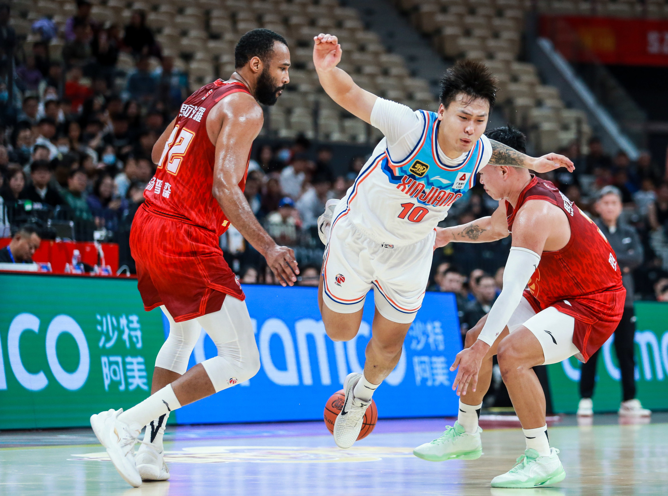 今夜CBA季后赛焦点战，新奥尔良鹈鹕手感冰凉，赛场秩序良好，细节决定成败的简单介绍