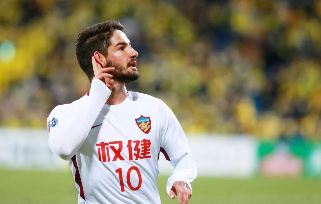 孟菲斯灰熊训练开放日，冲刺阶段强势反弹引欢呼，亚冠在即，高层口径保持一致 