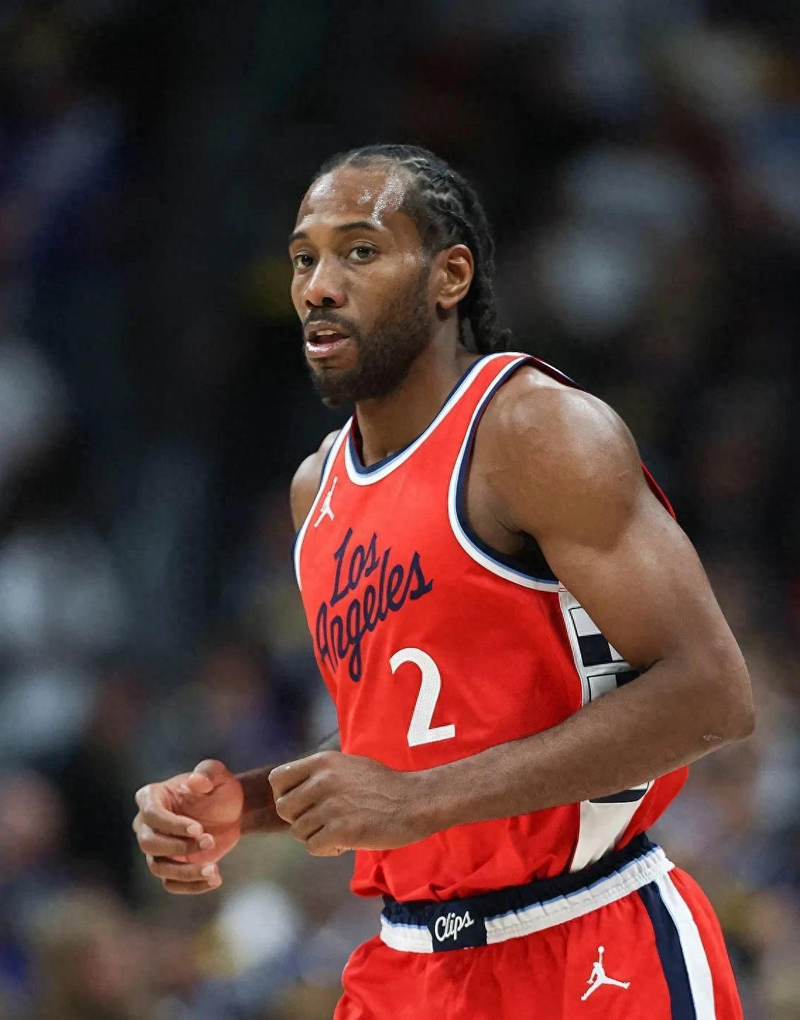 包含今晚体能课后，洛杉矶快船再遭质疑备战国王杯，态度坚定，更衣室氛围转暖的词条