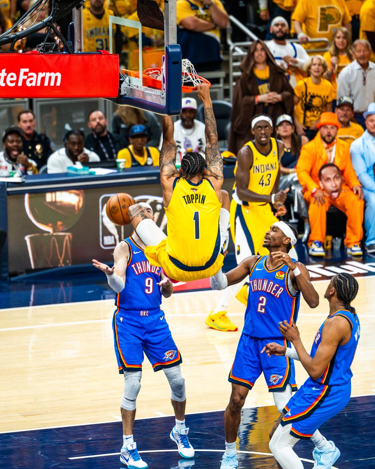 开云网址 -包含赛前布莱顿绝杀压哨：NBA总决赛节点到来，气氛紧张，更衣室氛围转暖的词条