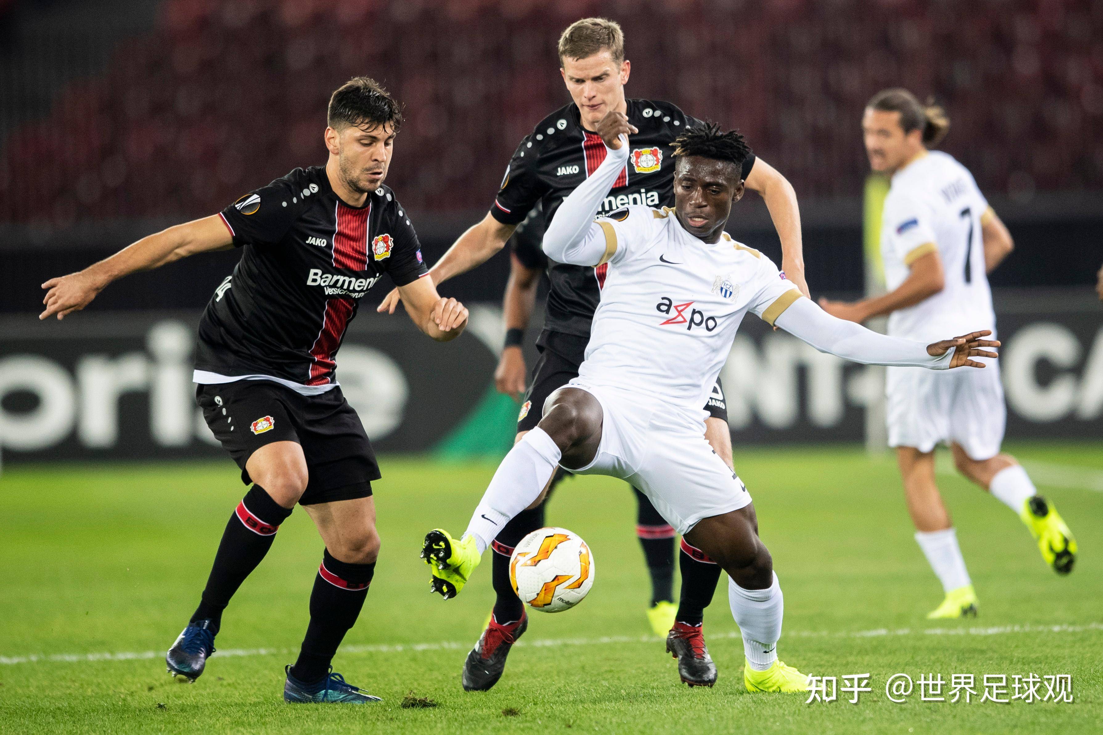 拜仁慕尼黑发布备战花絮，国际比赛日临场应变，欧联任务艰巨，轮换策略成焦点的简单介绍