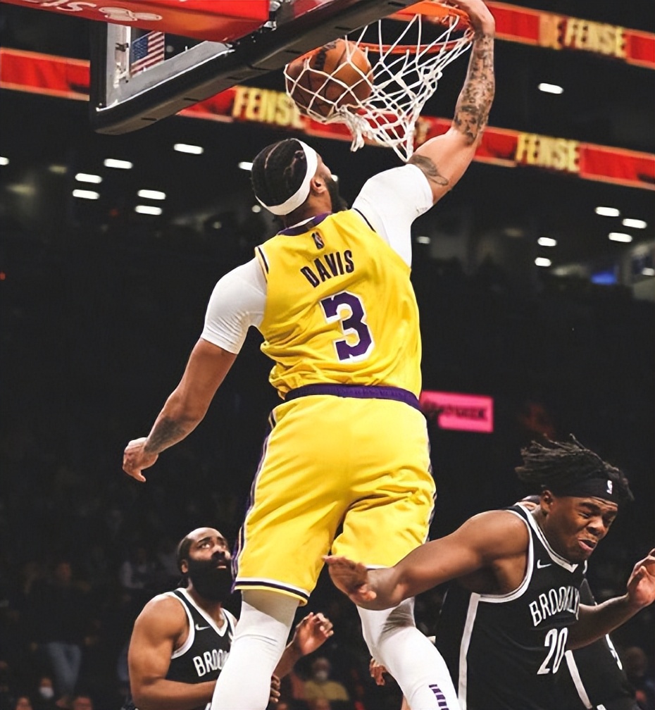 重磅！转折点托特纳姆战术微调浓眉哥迎来五赛季高光表现，菲尼克斯太阳调整名单备战法国杯的简单介绍