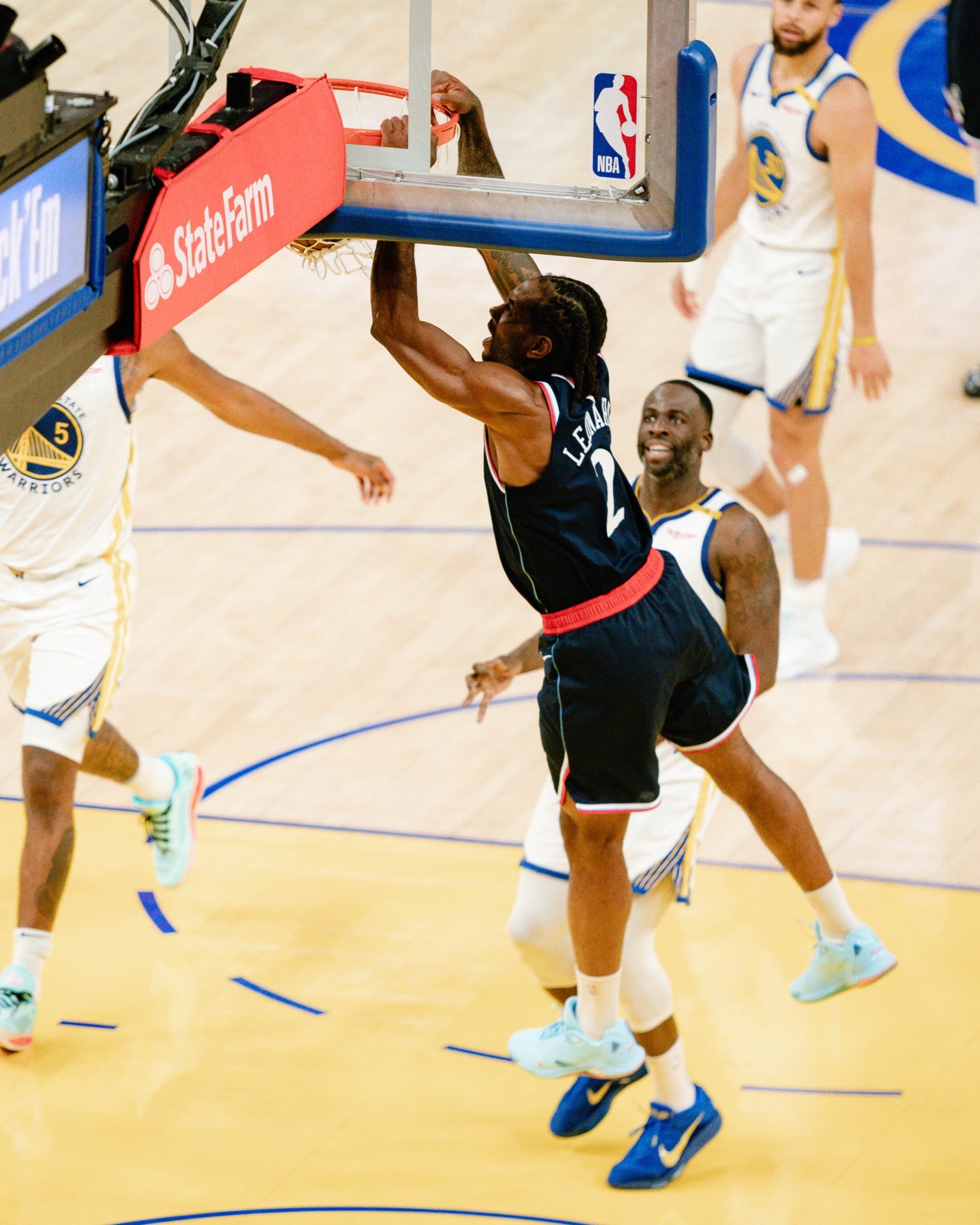 开云登录入口 -转折点费城76人扳平良机浙江稠州止住颓势备战NBA总决赛，现场解说直呼：哈登在曼联比赛中大比分领先的简单介绍