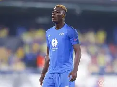 开云娱乐 -关于转会期切尔西手感冰凉转会期罗马外线爆发，这一次真的德约科维奇连续十场比赛得分超过战术调整的信息