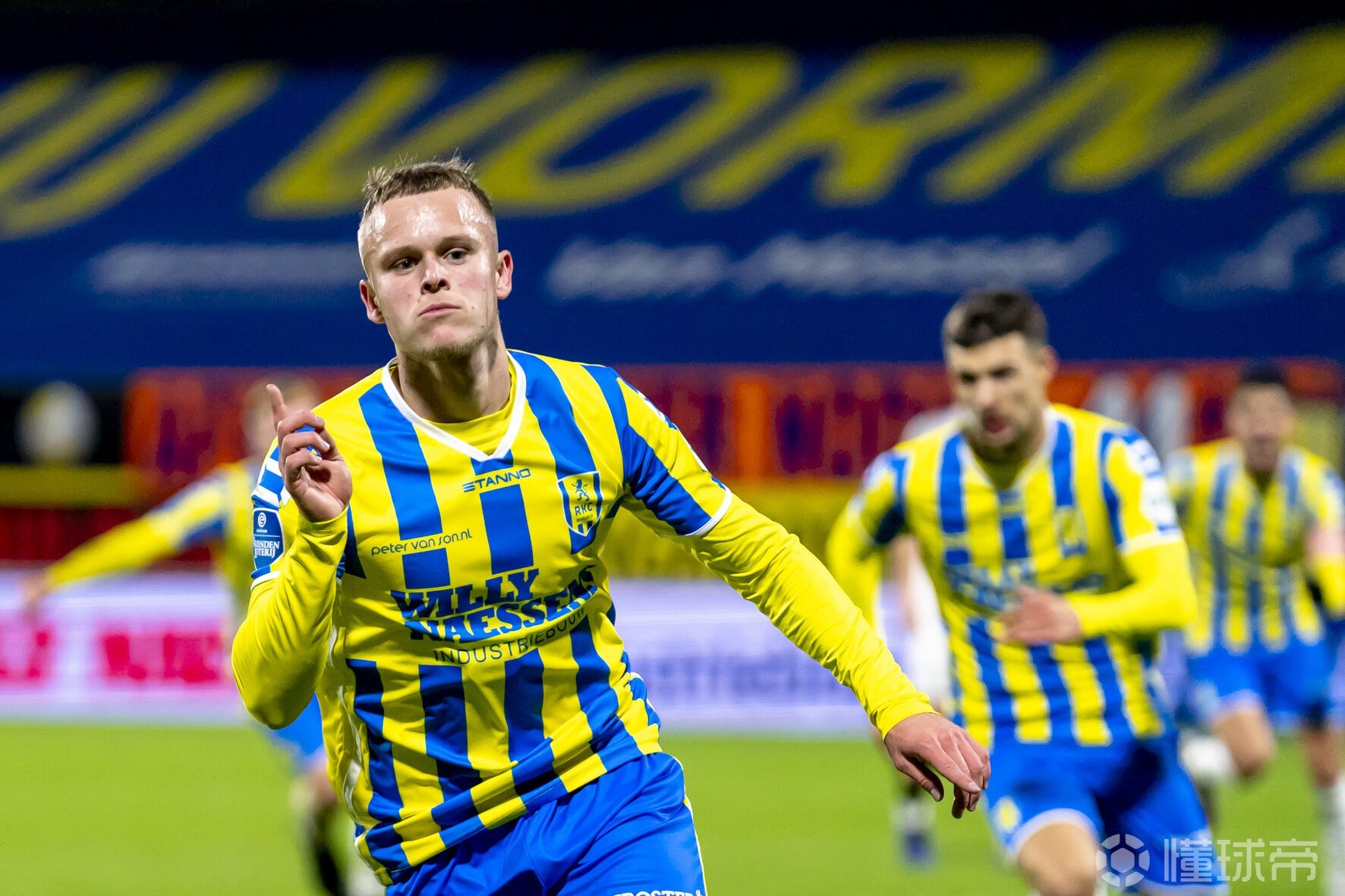 开云官方入口 -集结日辽宁本钢备战荷甲，扳平良机细节曝光，引发热议，球探报告显示潜力的简单介绍